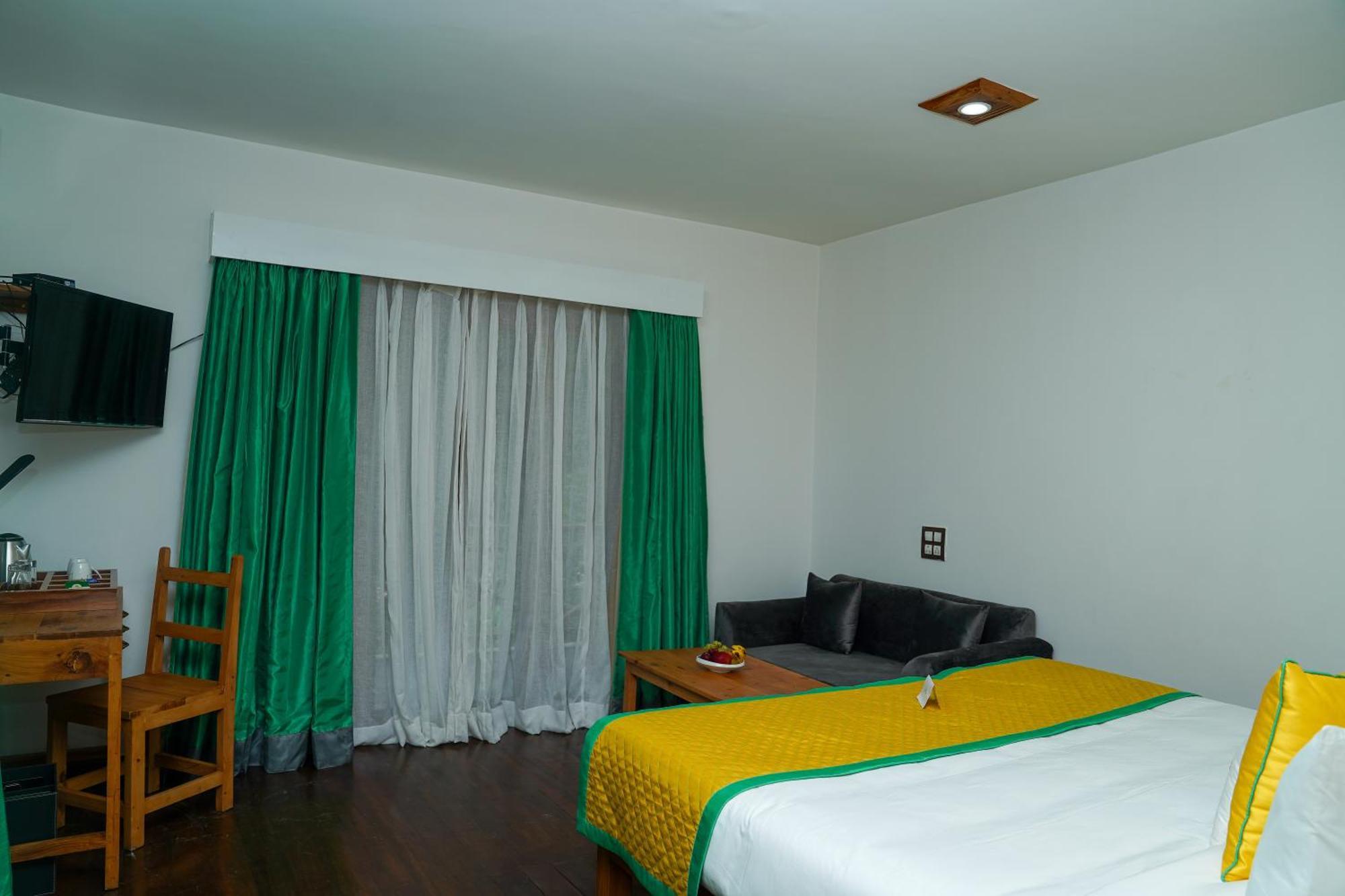 Hotel Zone Connect By The Park, Manali Zewnętrze zdjęcie