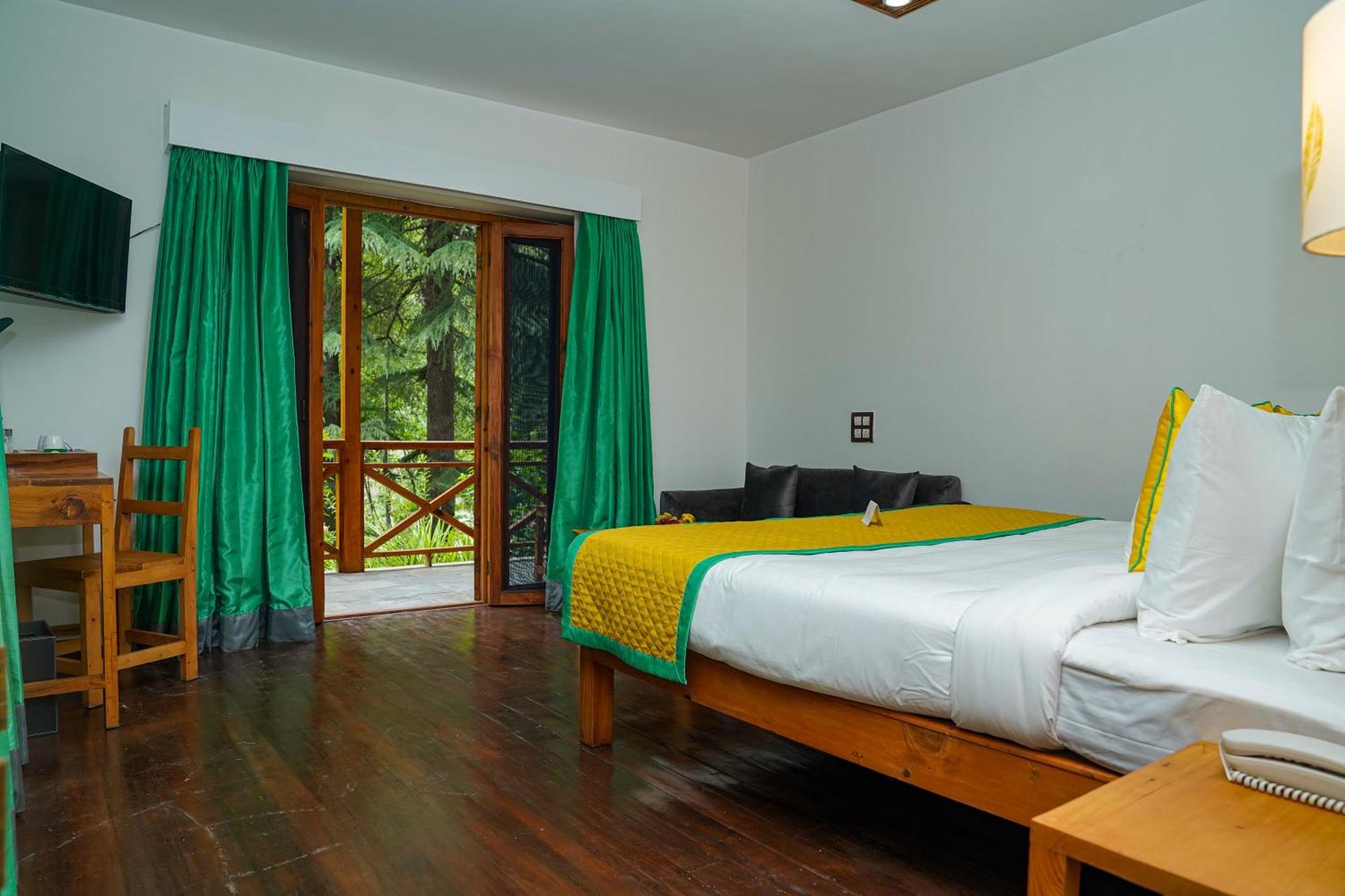 Hotel Zone Connect By The Park, Manali Zewnętrze zdjęcie