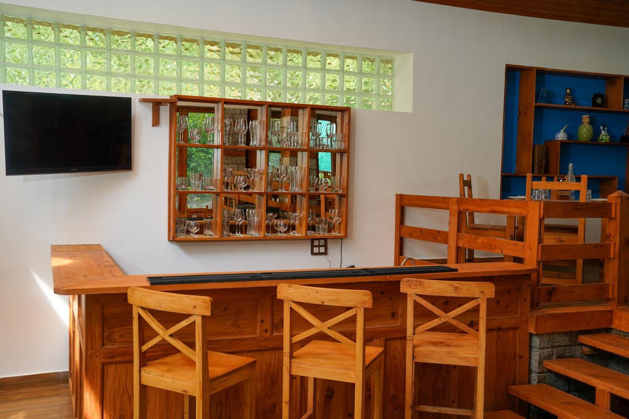 Hotel Zone Connect By The Park, Manali Zewnętrze zdjęcie