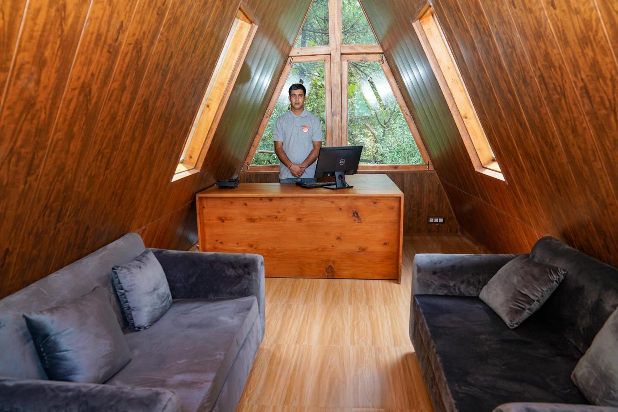 Hotel Zone Connect By The Park, Manali Zewnętrze zdjęcie