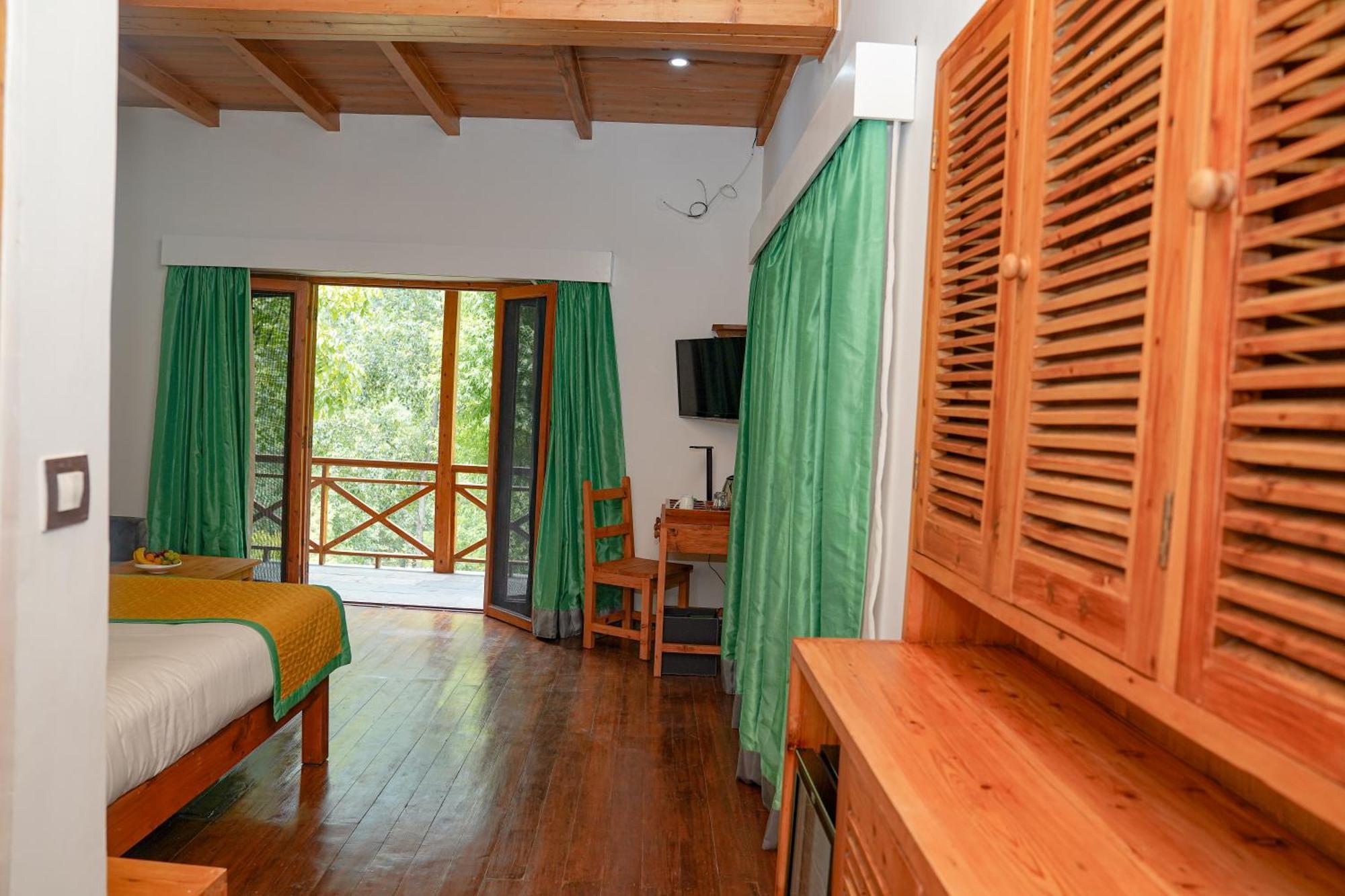 Hotel Zone Connect By The Park, Manali Zewnętrze zdjęcie