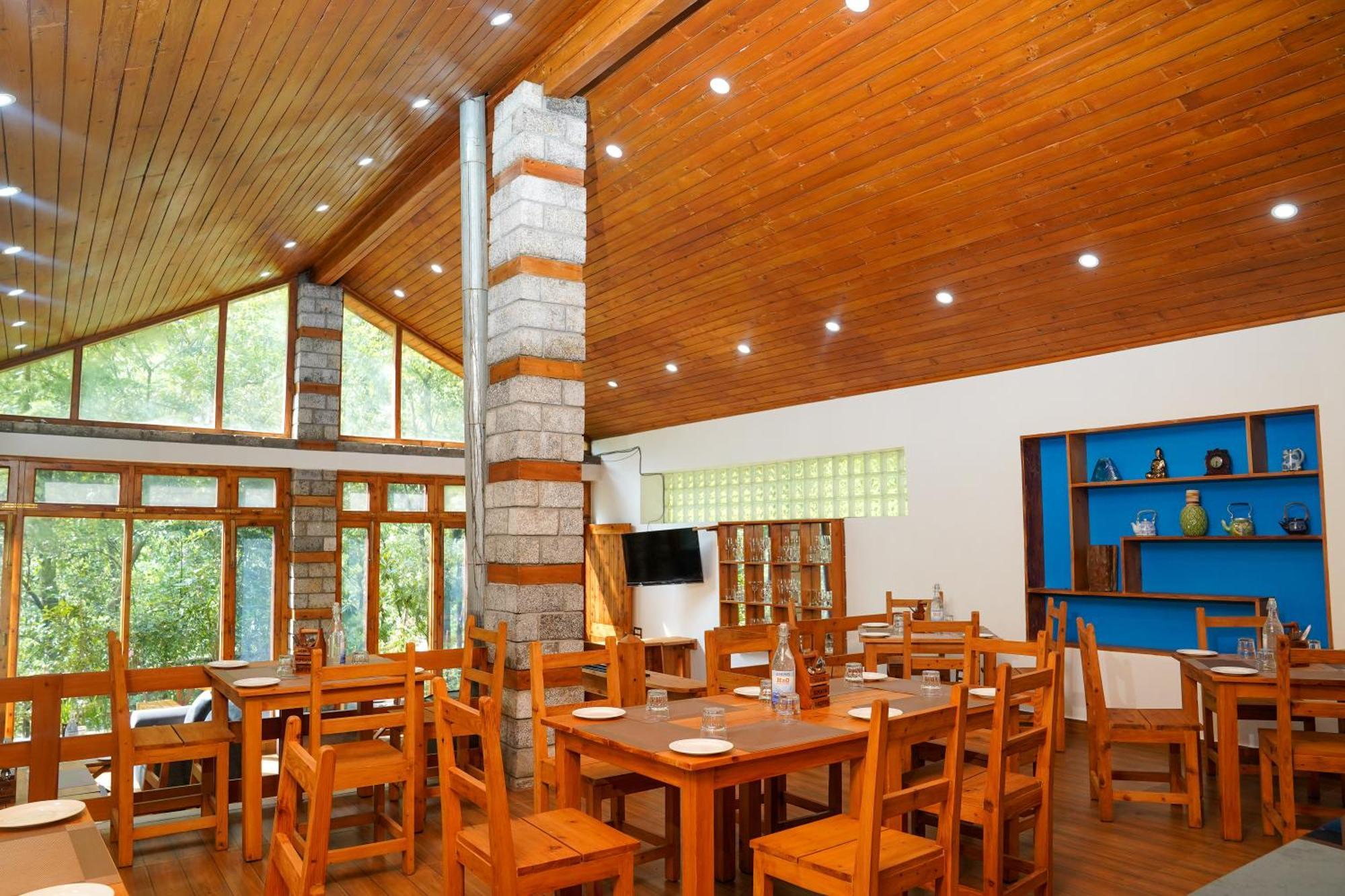Hotel Zone Connect By The Park, Manali Zewnętrze zdjęcie